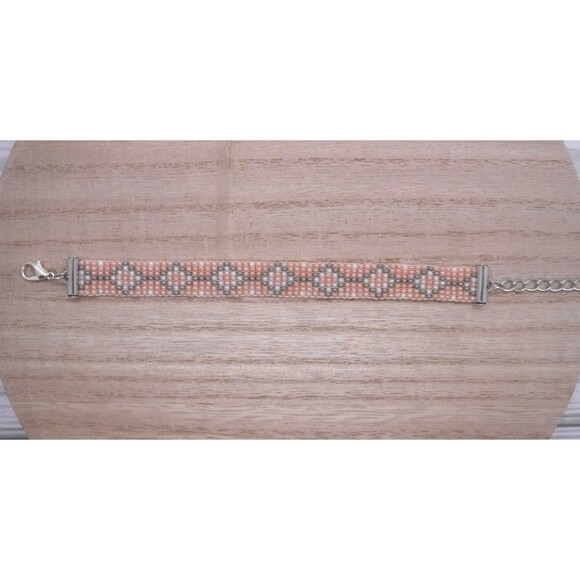 Loom Beaded Bracelet Peral, Pink & Gray - Picture 2 of 4